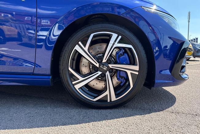 Volkswagen Golf Photo 5
