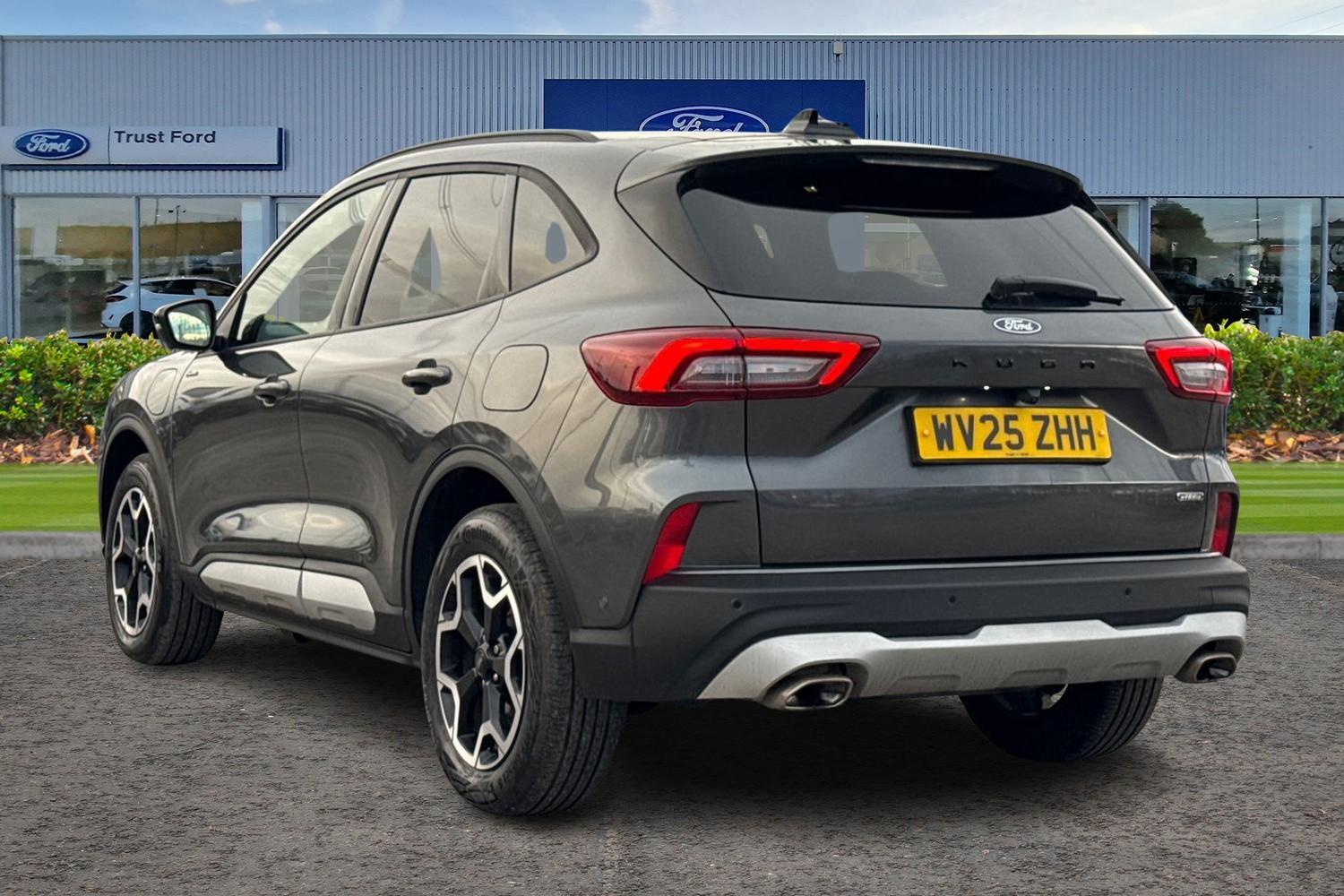 Ford Kuga Photo 1