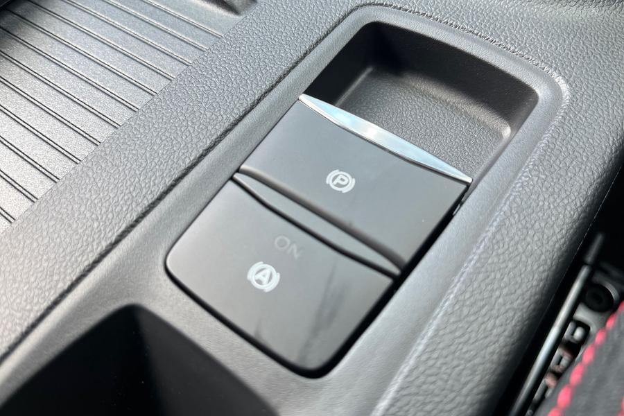 Ford Focus Photo autoimg-23b9c850747202b3fe041ae0b21b49ee26121278.jpg
