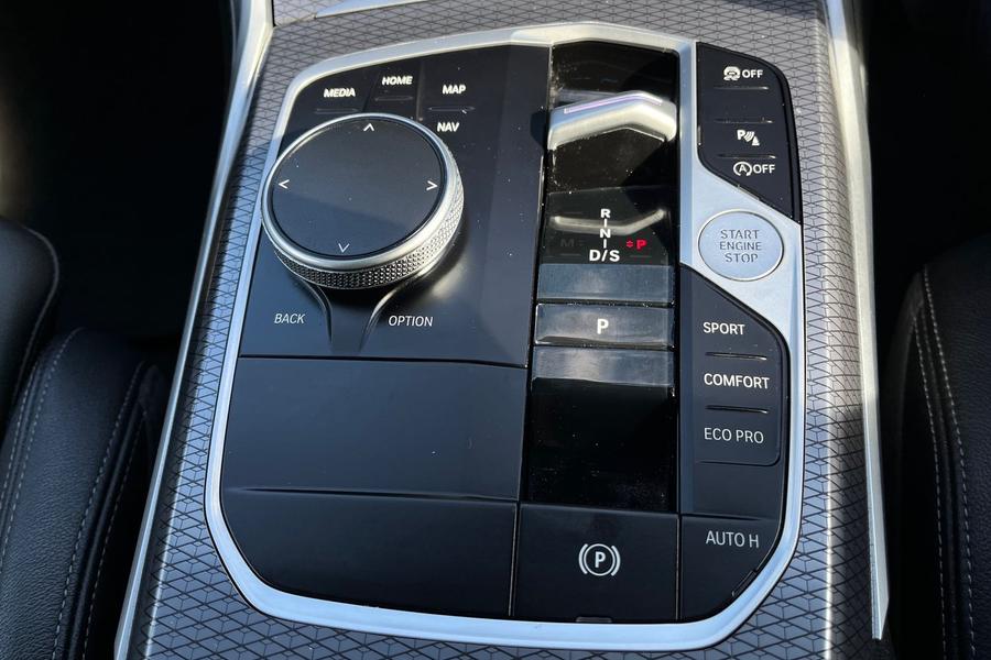 BMW 3 SERIES Photo autoimg-23bcf8945cdbd782e08b006d3f8e0c1d8778dbe0.jpg
