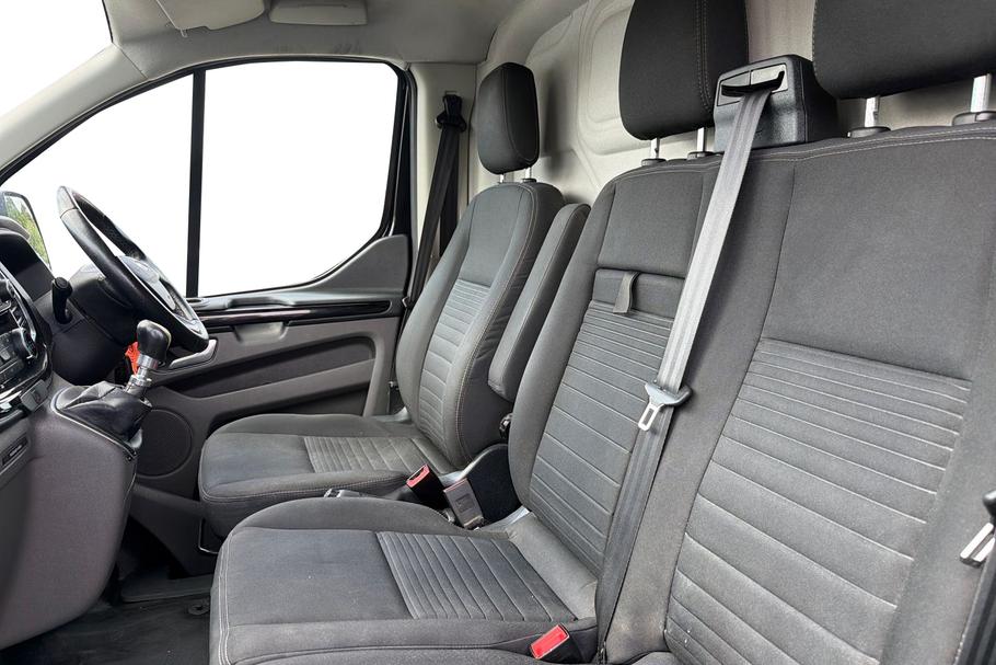 Used Ford TRANSIT CUSTOM YR70YYM 10