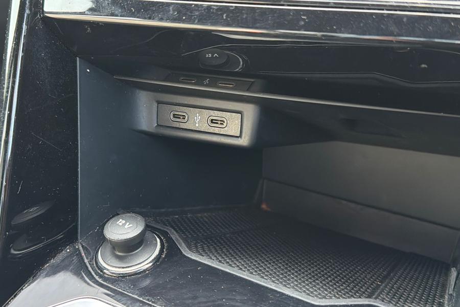 Volkswagen T-ROC Photo autoimg-23c2cfb335583ca122347224ca59bb096b58cd8c.jpg