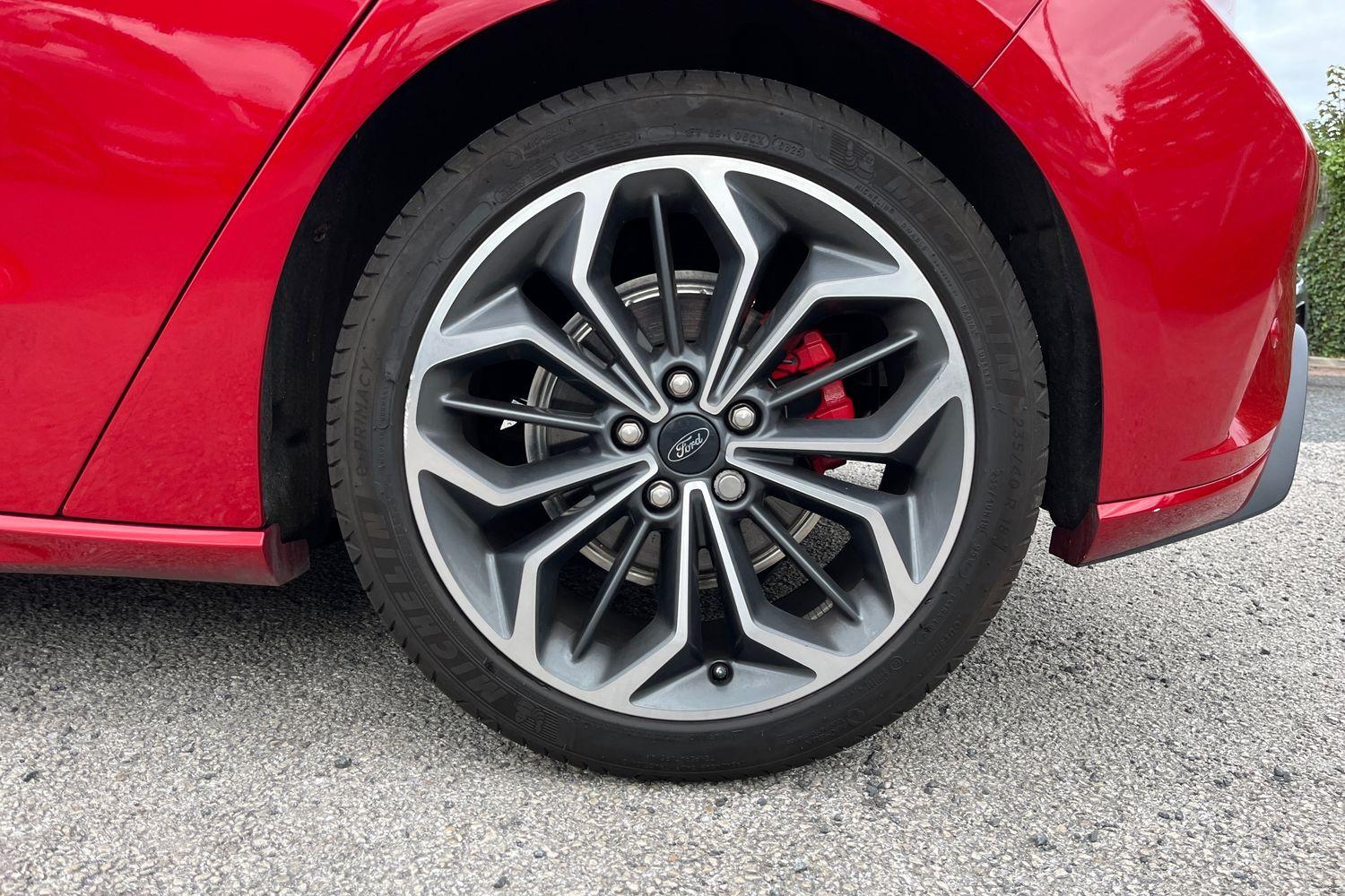 Ford Focus Photo 7