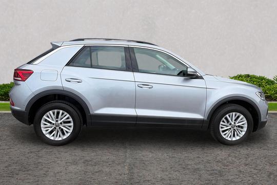 Volkswagen T-roc Photo autoimg-23d18a1a508d1889388d904048694d1f367504bd.jpg