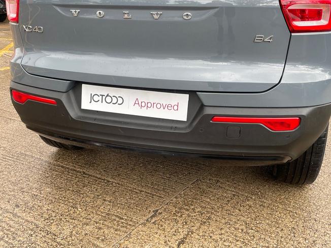 VOLVO Xc40 Photo 26