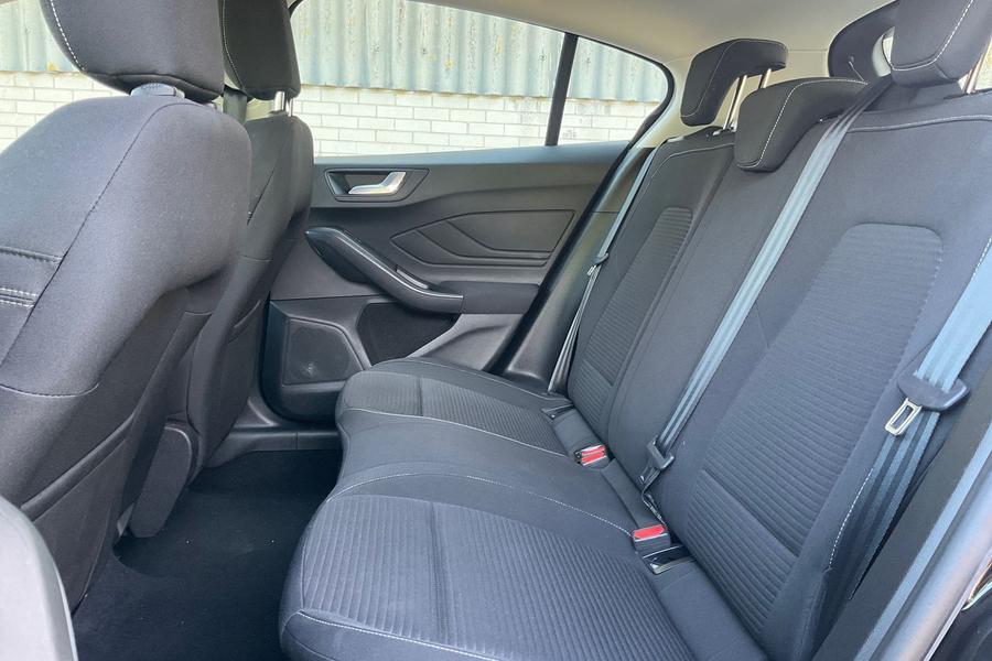 Ford Focus Photo autoimg-23d72b3b15f827a53f879dbddd2d782cf37519f9.jpg