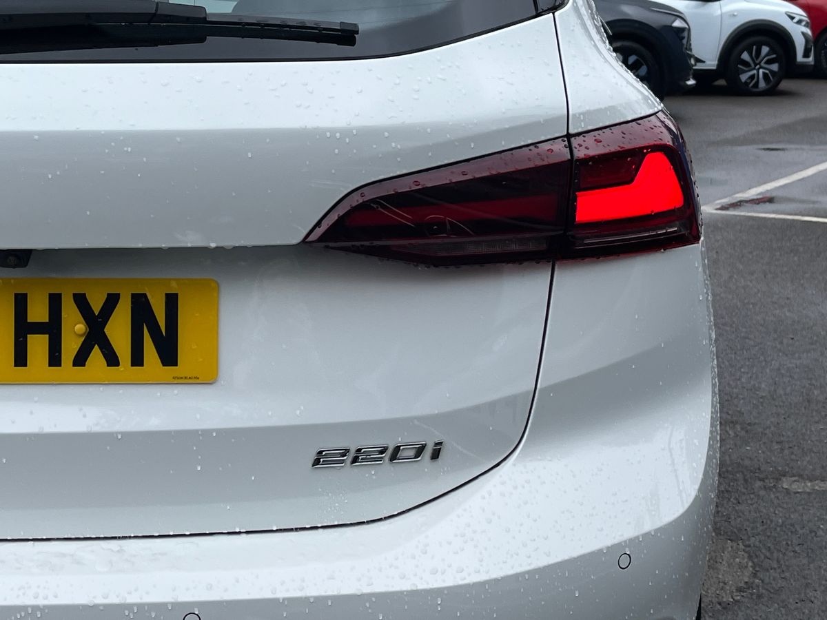 BMW 2 Series Active Tourer Photo 20