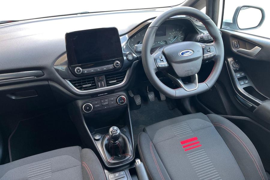 Ford FIESTA Photo autoimg-23d8a1c1fc4b1c54793958c27f15dbb1de1584a9.jpg