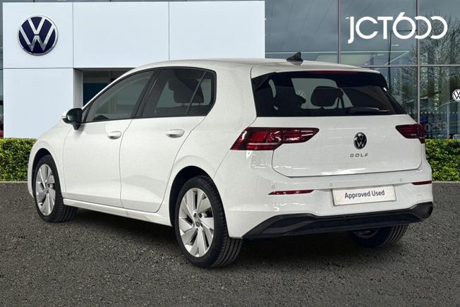 VOLKSWAGEN Golf Photo 3