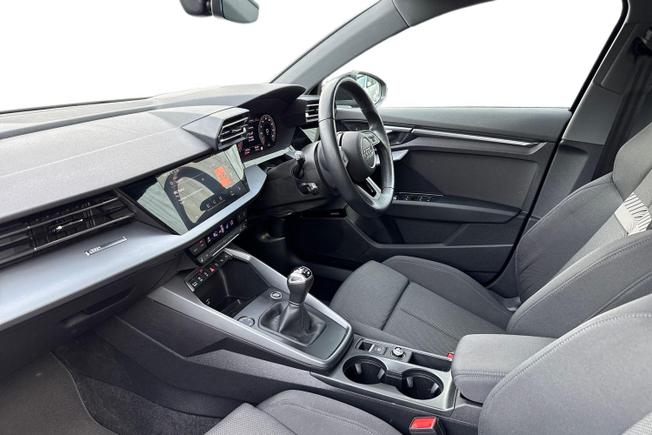 AUDI A3 Photo 2