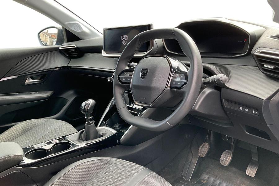 Peugeot 208 Photo autoimg-23e4727744fb156ccb5047cc134d33af9374a990.jpg