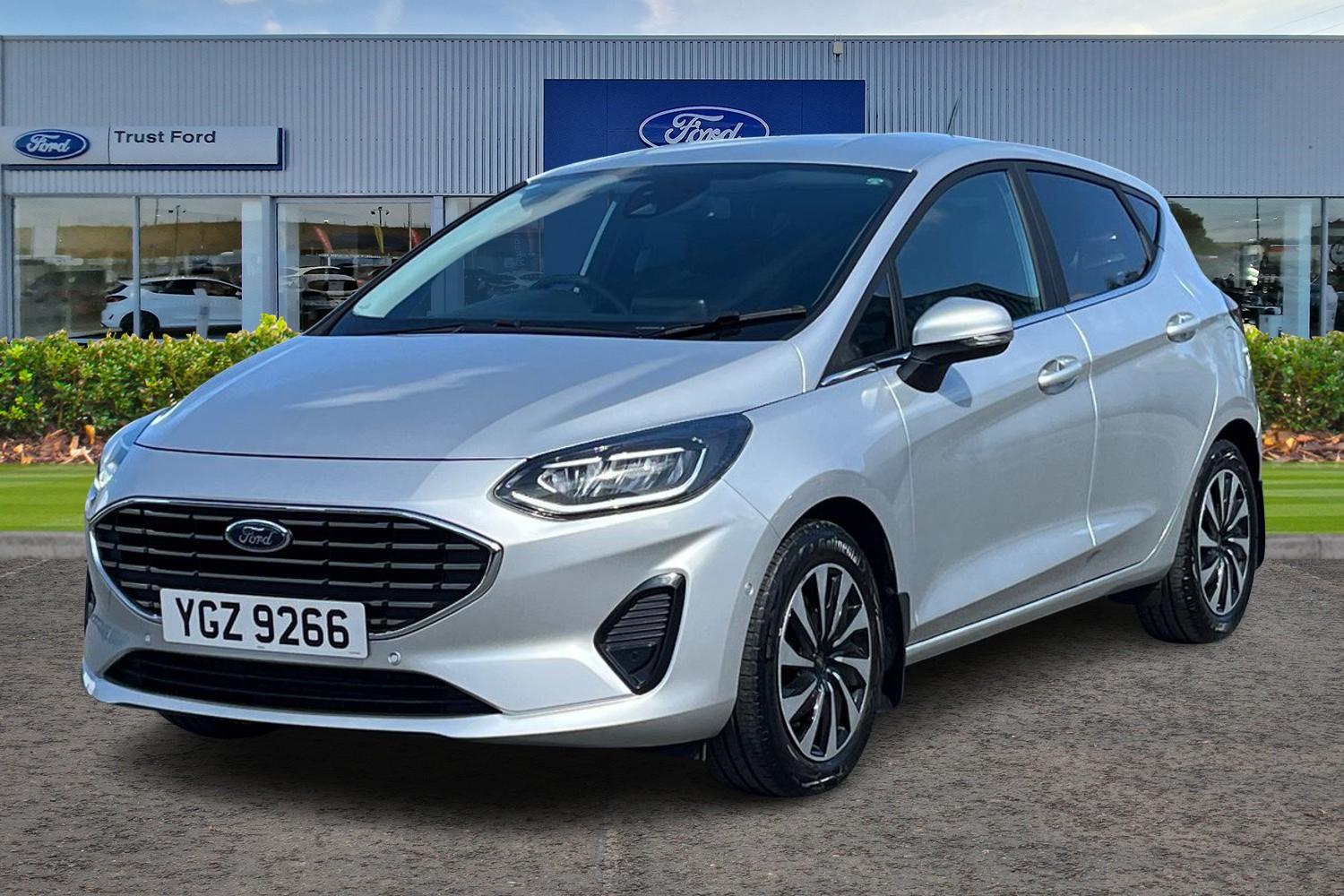 Ford FIESTA Photo 4