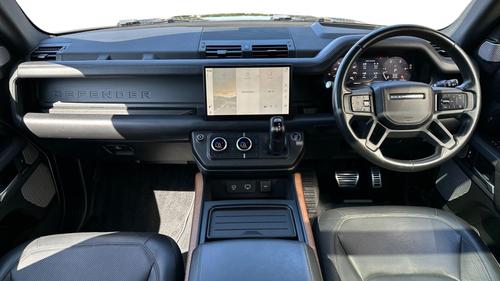 Land Rover Defender Photo autoimg-23ed97cc363131713397f9c7b7543ae584f5fd80.jpg