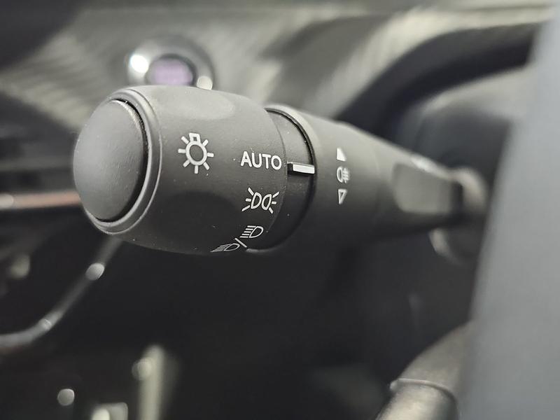 Used Peugeot E-208 YS24BXA 22