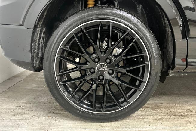 AUDI Q2 Photo 5