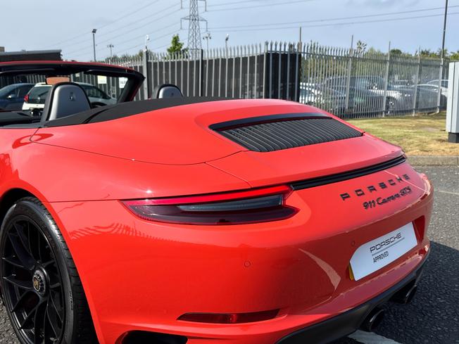 PORSCHE 911 Photo 43