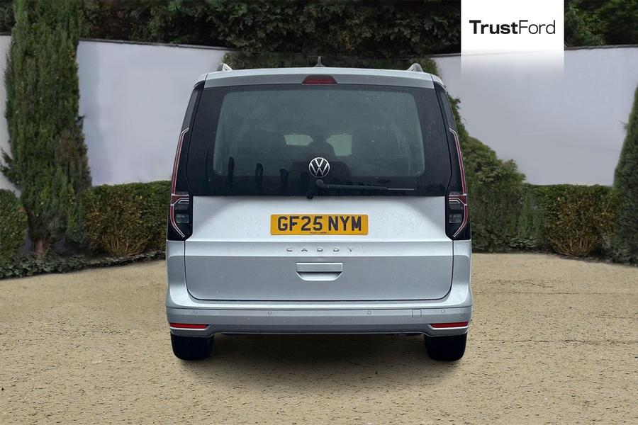 Volkswagen Caddy Maxi Photo autoimg-23f1b77ad00eb1b069cd114819fcf004a4b68ffc.jpg