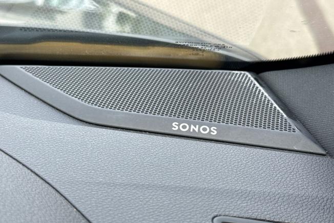 AUDI Q3 Photo 38