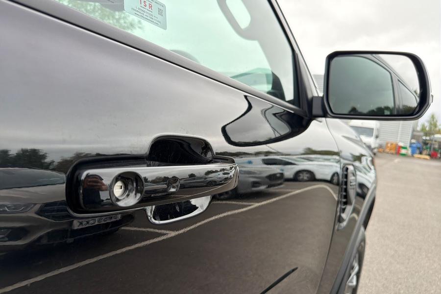 Ford RANGER Photo autoimg-24032f243a670aa131448e0a45a86685de2c6aec.jpg
