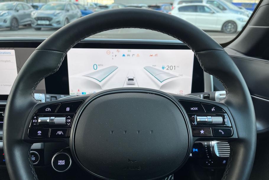 Used Hyundai IONIQ 6 12