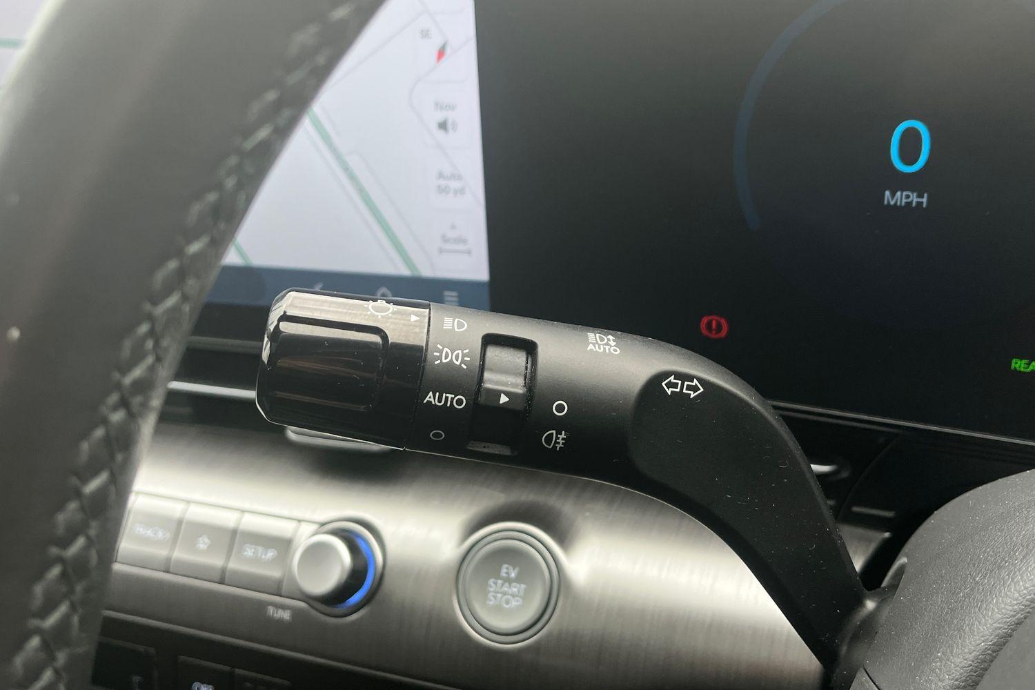 Hyundai KONA Photo 13