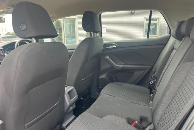 Volkswagen T-Cross Photo 32