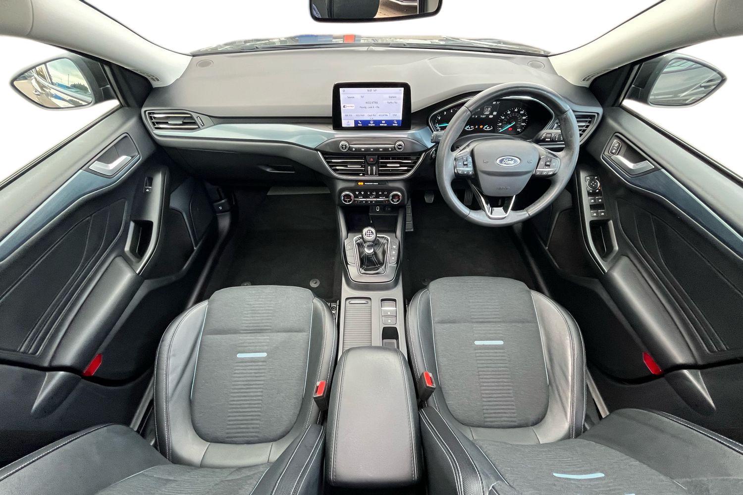 Ford FOCUS Photo 9