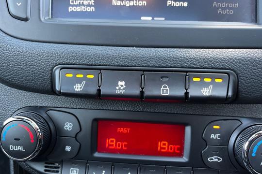 Kia Ceed Photo autoimg-24168f3e116edb2130cb4fcfbcd825a4a0c16a8b.jpg