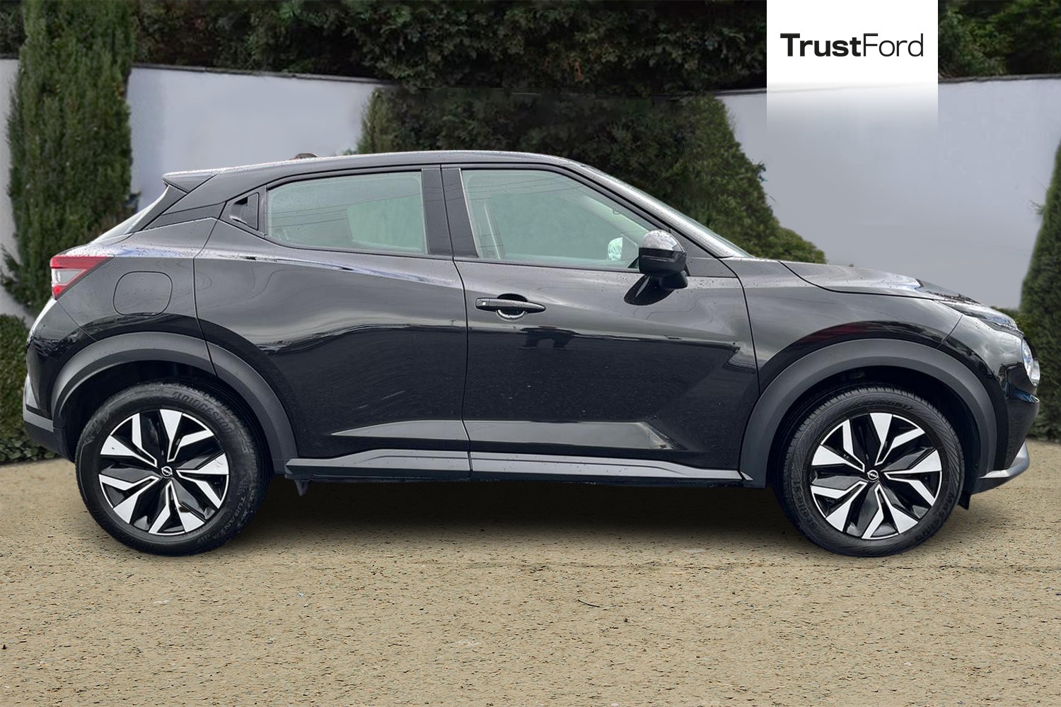 Nissan Juke Photo 2