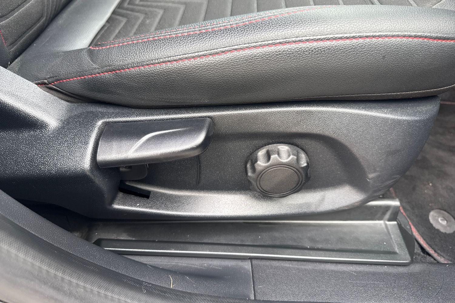 Ford PUMA Photo 34