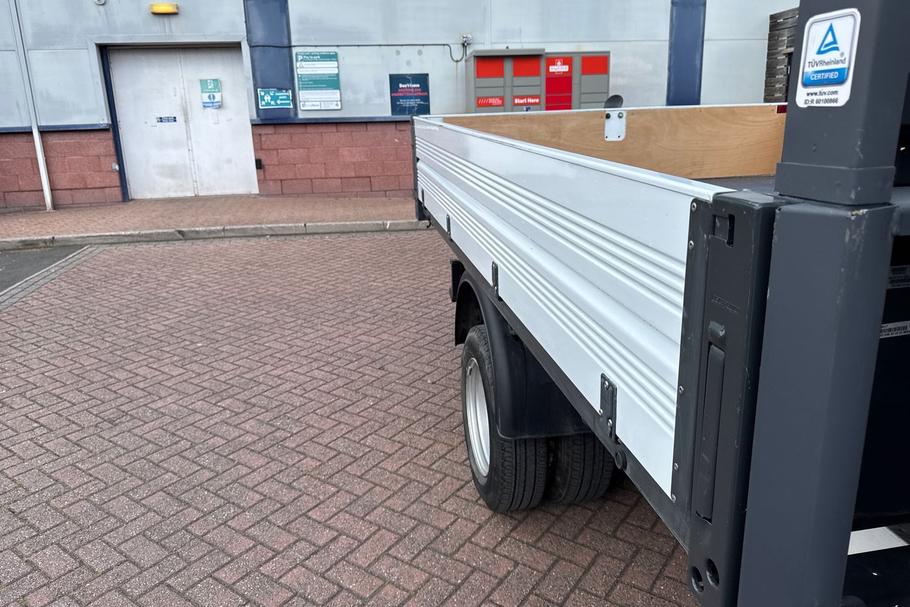 Used Ford TRANSIT MJ22WEX 24