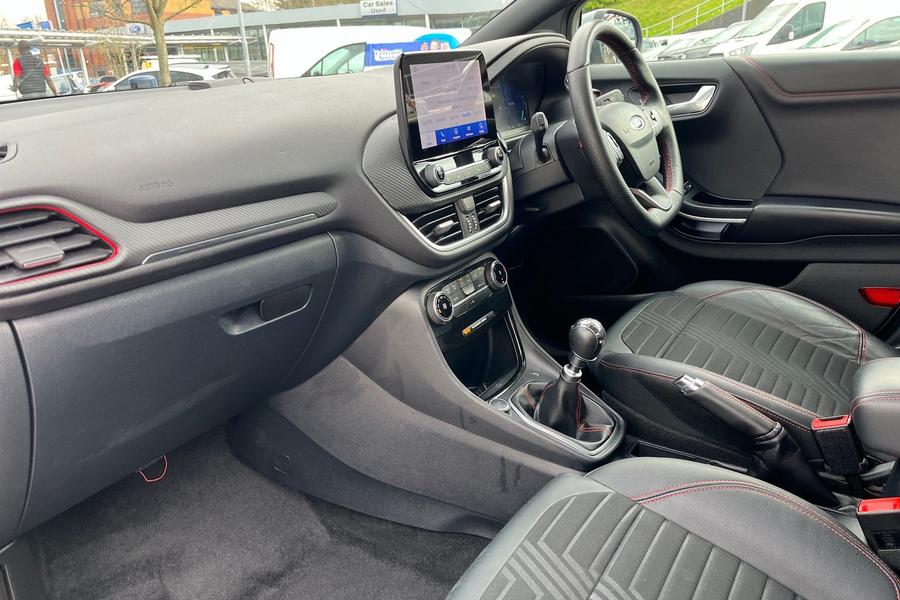 Ford PUMA Photo autoimg-241e93433adc1247c89eda6c25018bc19f966741.jpg