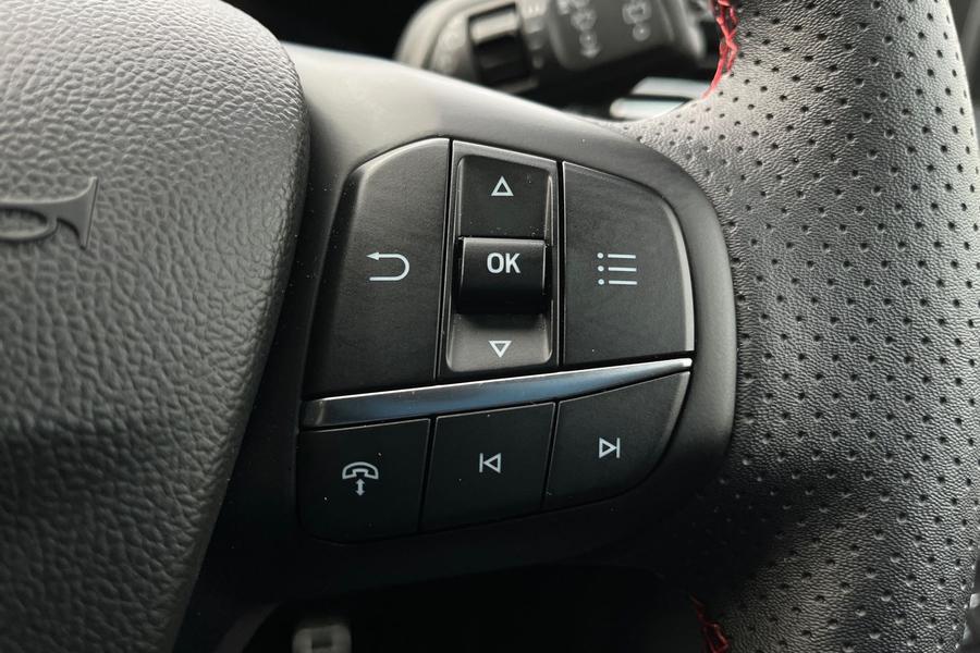 Ford Kuga Photo autoimg-24229ed5e8aa077b595e2023ee07837aad09cc12.jpg