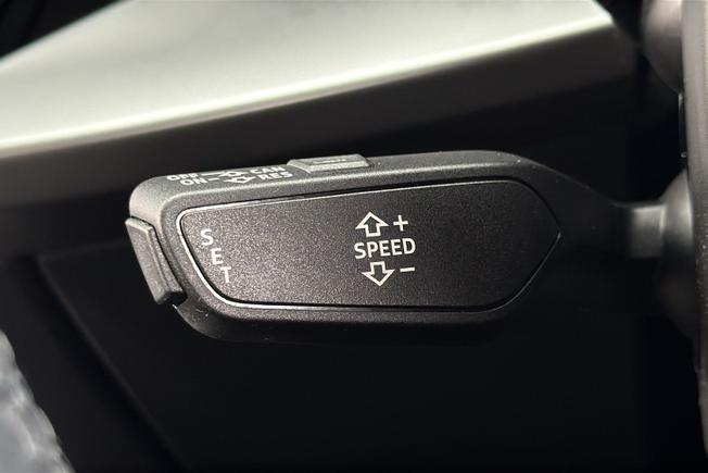 AUDI A3 Photo 38