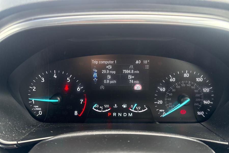 Ford FOCUS Photo autoimg-2428fb4ae17b2a460bc493acb200fd24e1b799d7.jpg