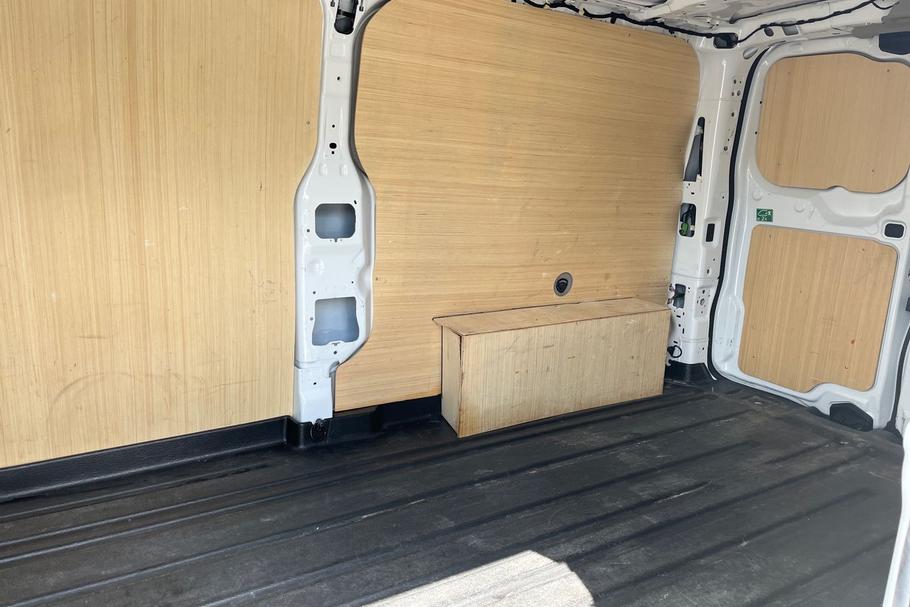 Used Ford TRANSIT CUSTOM LG25UAM 5