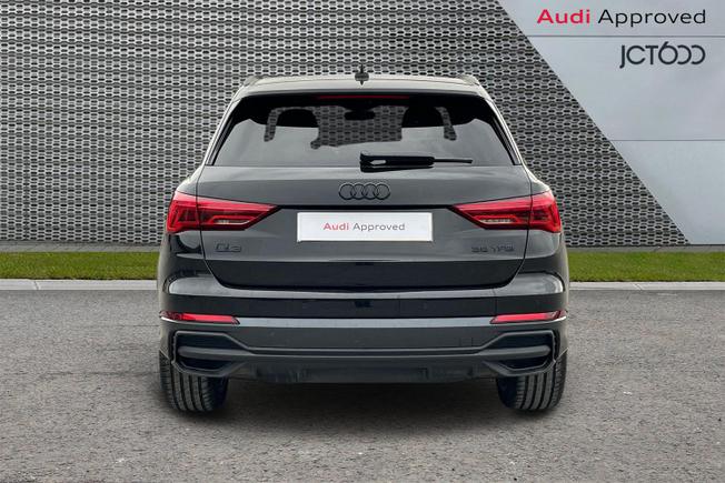 AUDI Q3 Photo 7