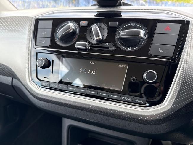 VOLKSWAGEN up! Photo 30