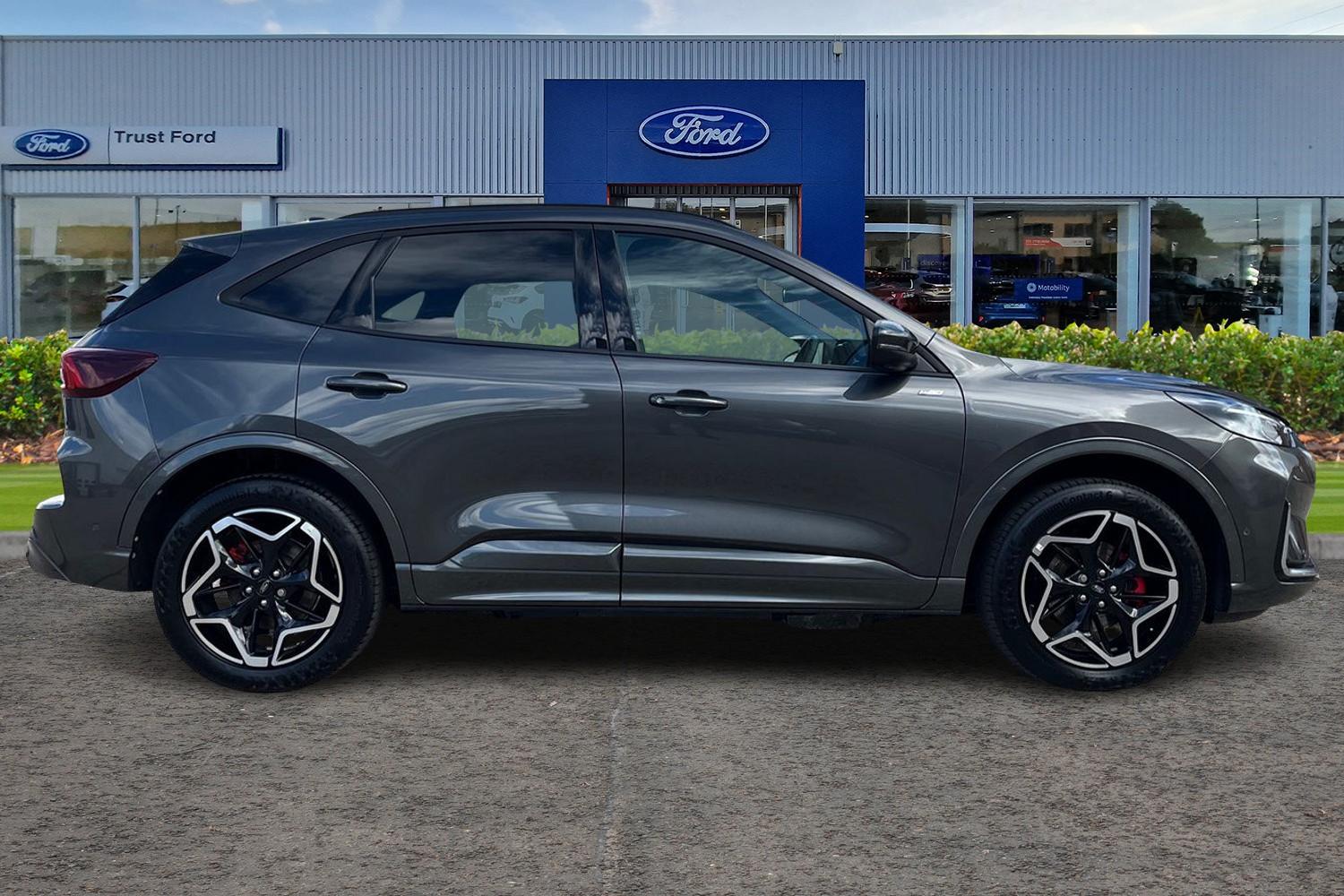 Ford Kuga Photo 2