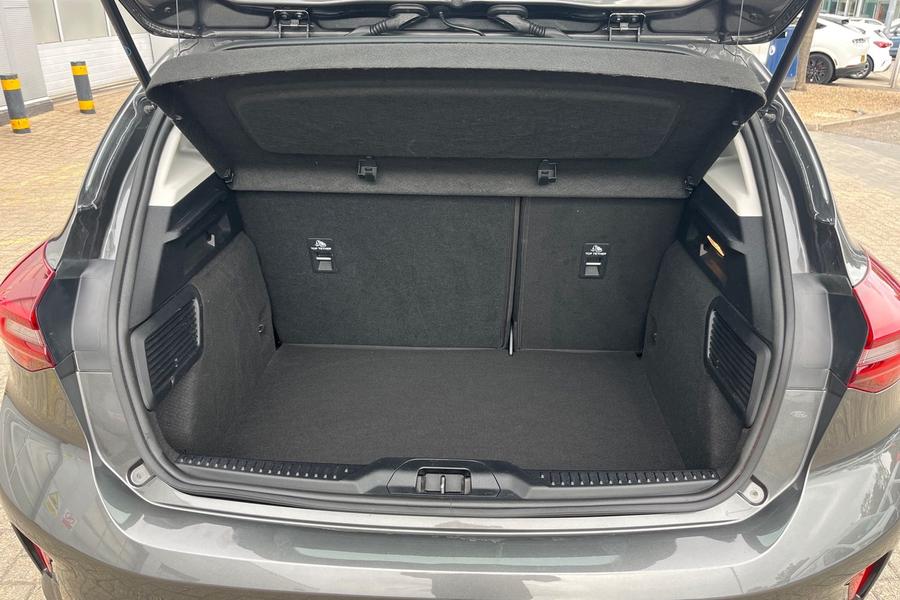 Ford FOCUS Photo autoimg-243e301a78d21c5cdf7c9fead1ec83667b78b20f.jpg