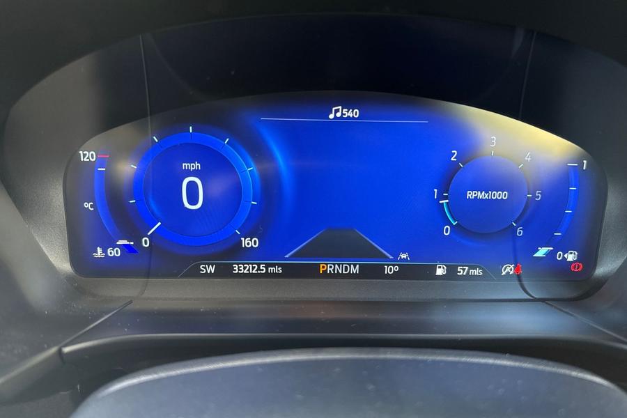Ford KUGA Photo autoimg-243edf861865aa8e99e1632f9d4a2c5822b46032.jpg