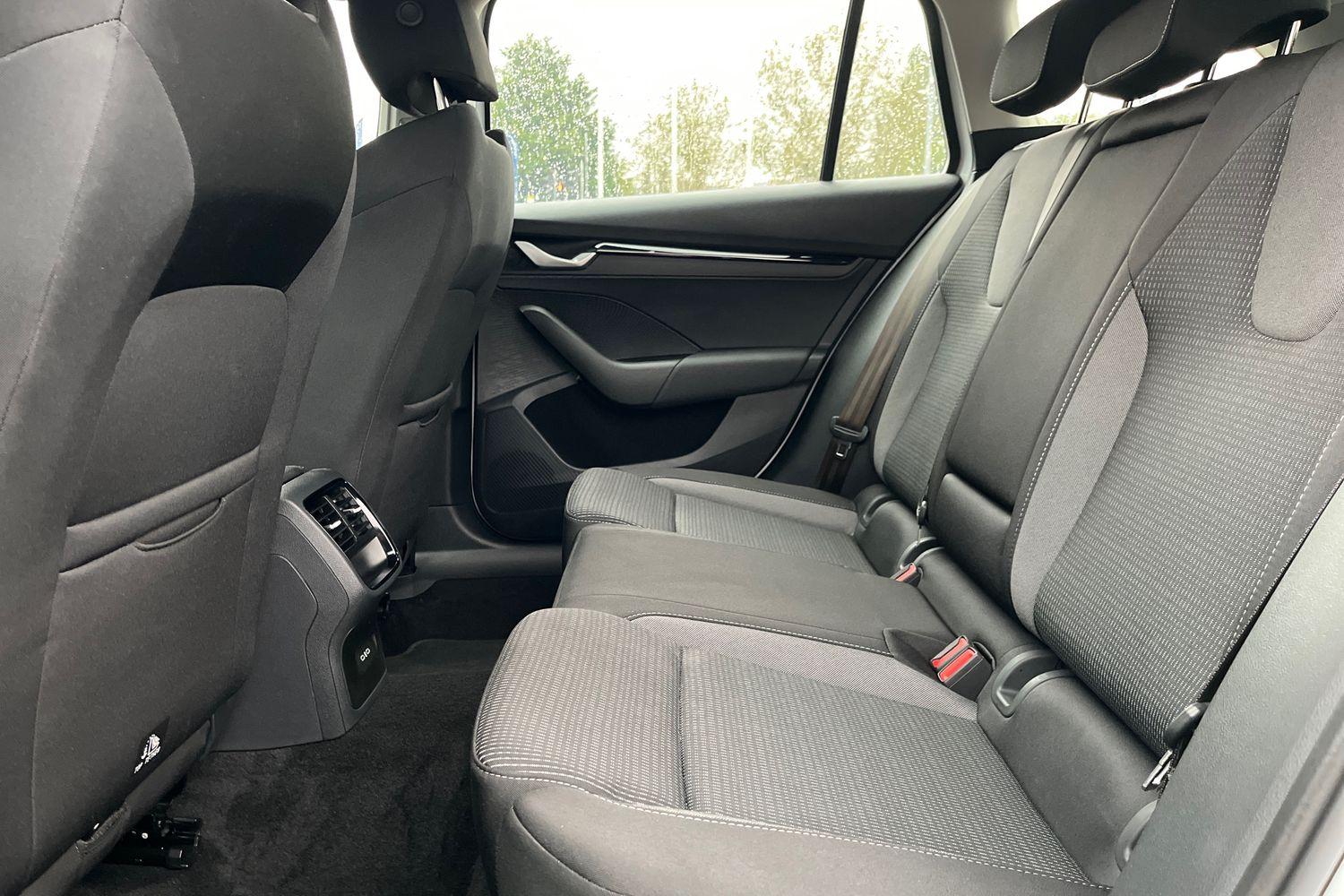Skoda OCTAVIA Photo 19