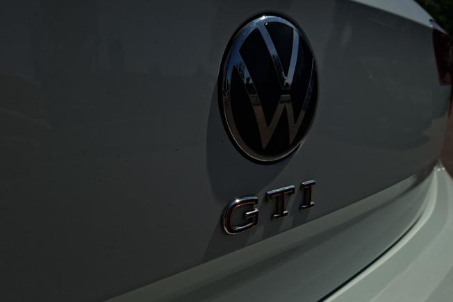 VOLKSWAGEN Polo Photo 21