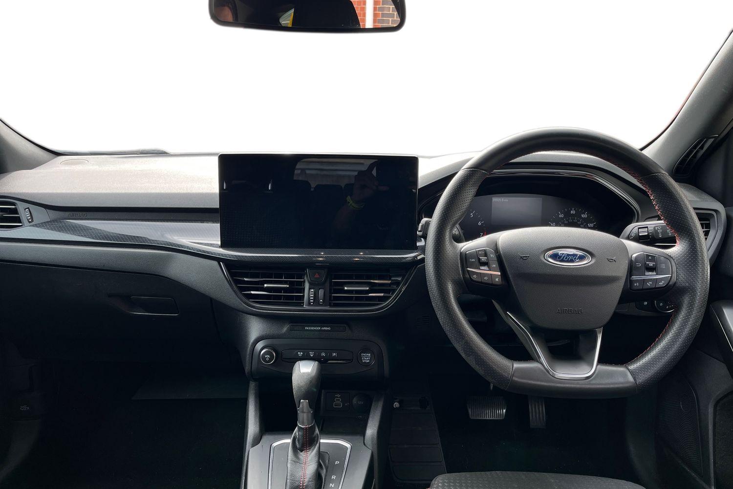 Ford Focus Photo 9