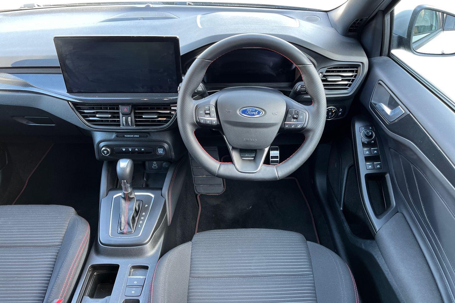 Ford Focus Photo 10