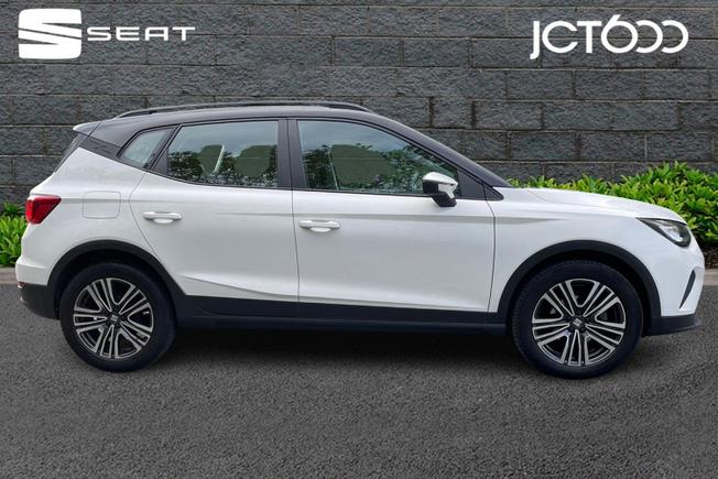 SEAT Arona Photo 4
