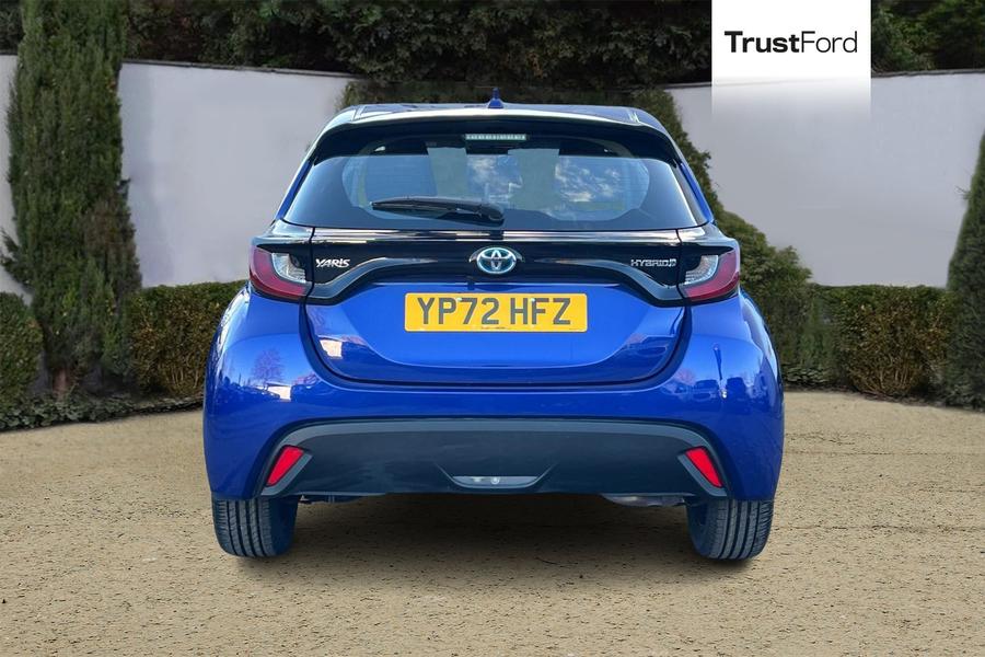 Toyota YARIS Photo autoimg-244e5933120ec41843e01e0cefe82f8332180781.jpg