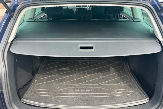 Volkswagen Golf Photo autoimg-244ea033c8ea9c78f5ce10e3aa9ca291d878796a.jpg