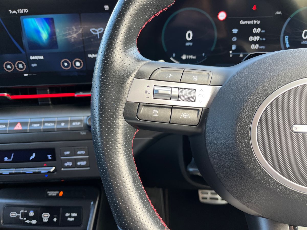 Hyundai KONA Photo 15