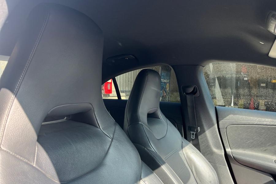 Mercedes-Benz CLA Photo autoimg-24521e1c89cbe17482612f696514a8d51ca796e1.jpg